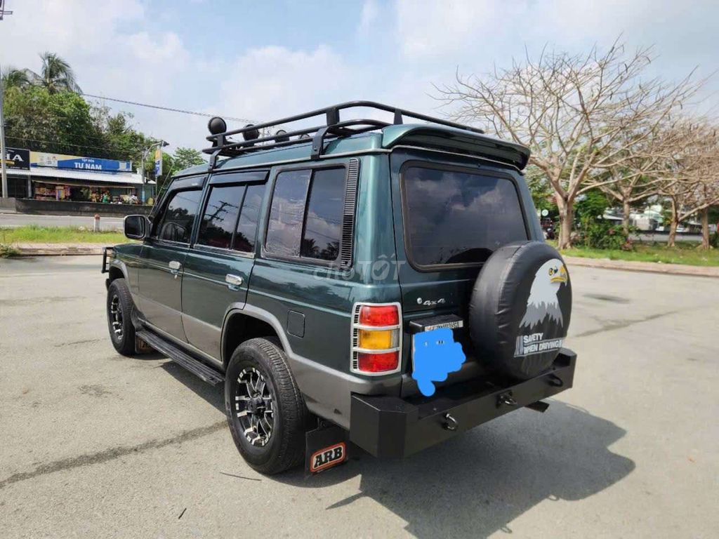 Mitsubishi Pajero 1990 - ảnh 2