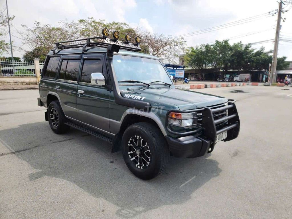 Mitsubishi Pajero 1990 - ảnh 3