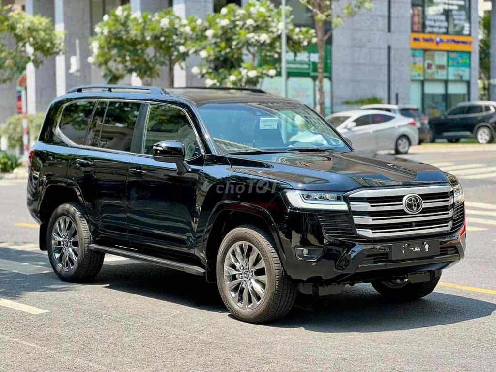 Toyota Land Cruiser LC300 - ảnh 4