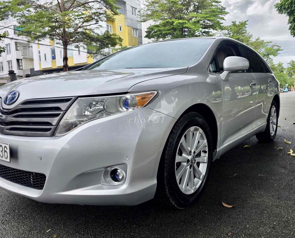 Toyota Venza - ảnh 2