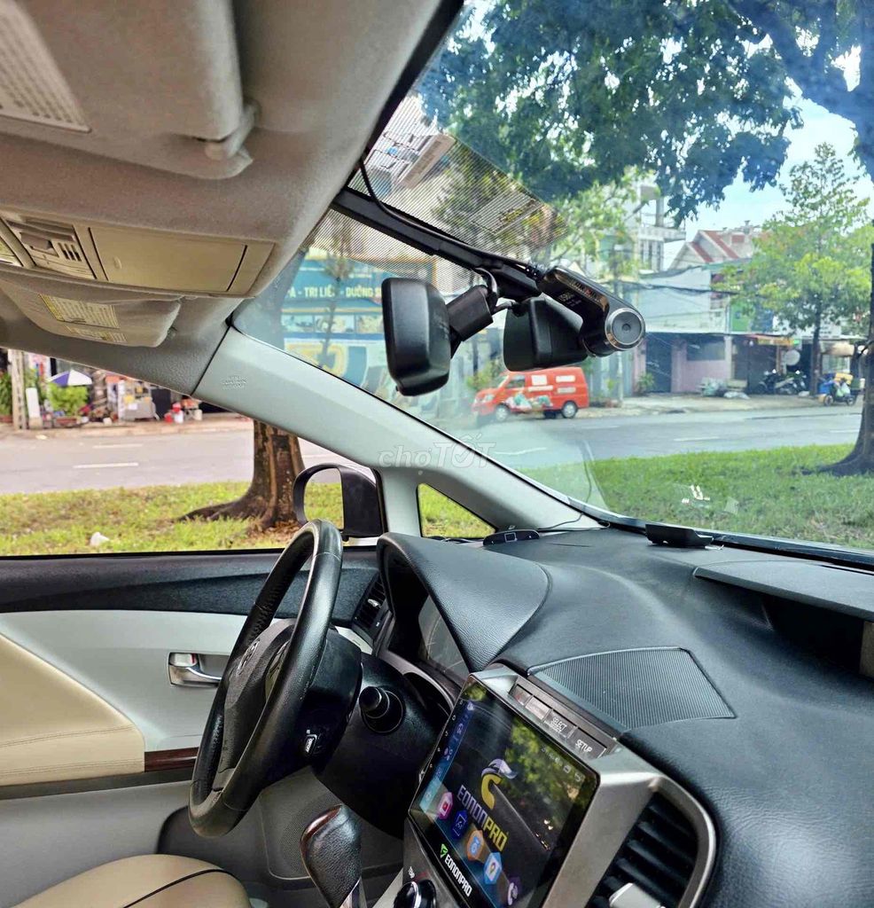 Toyota Venza - ảnh 4