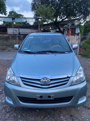 Toyota Innova 2011 - ảnh 1