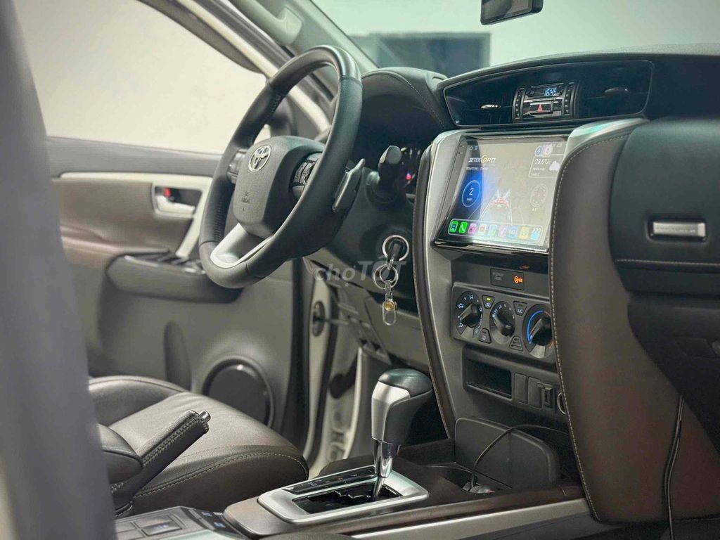 Toyota Fortuner 2018 - ảnh 5
