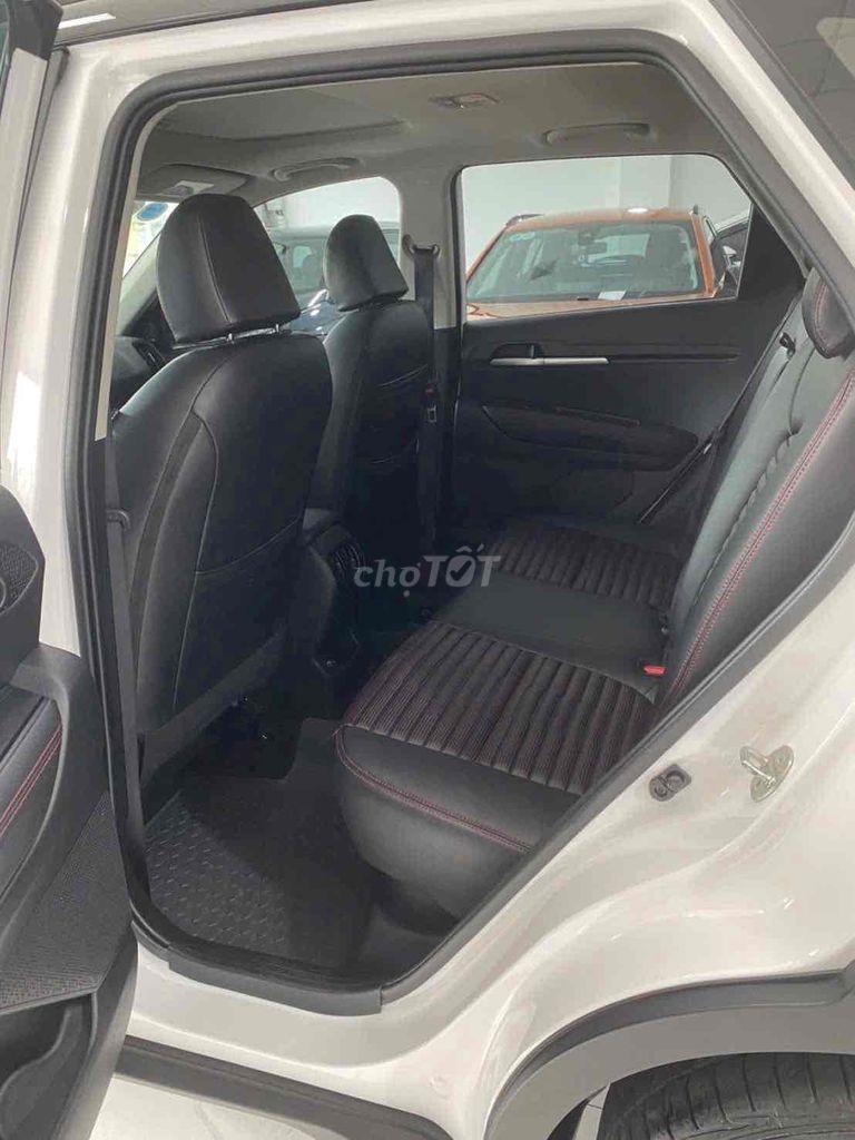 Kia Sonet 2023 - ảnh 3