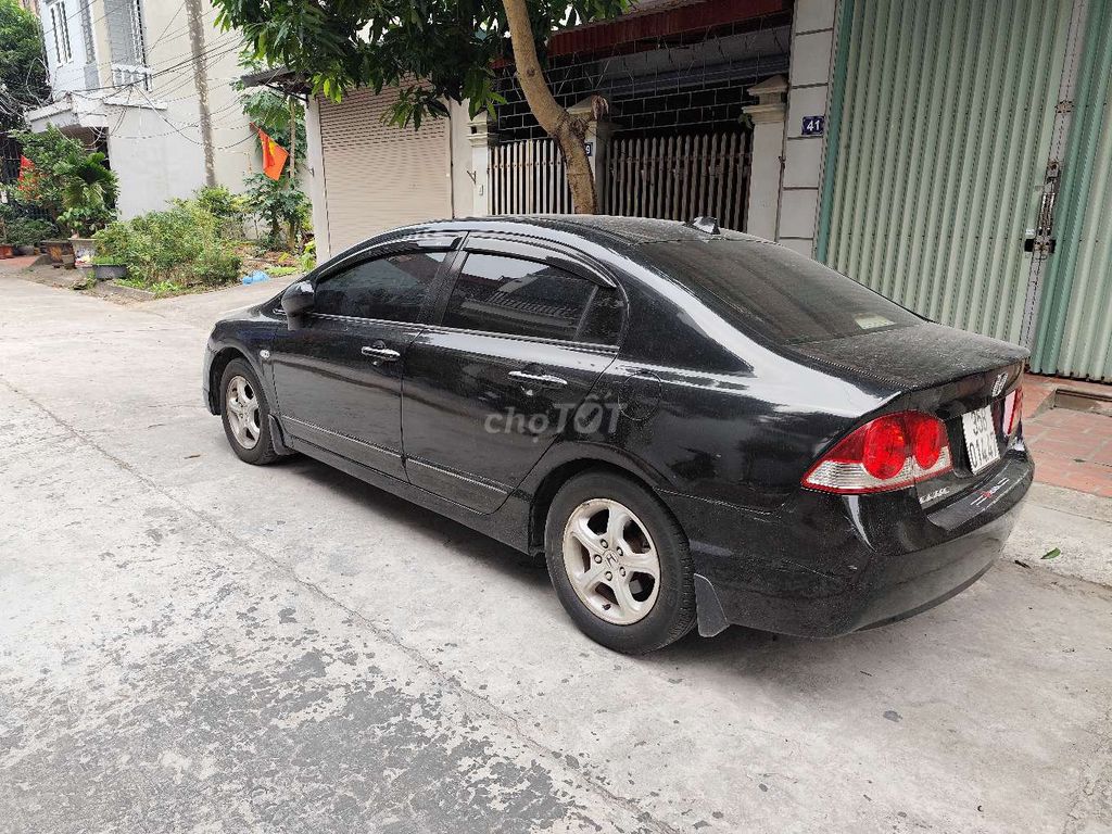 Honda Civic 2009 - ảnh 3