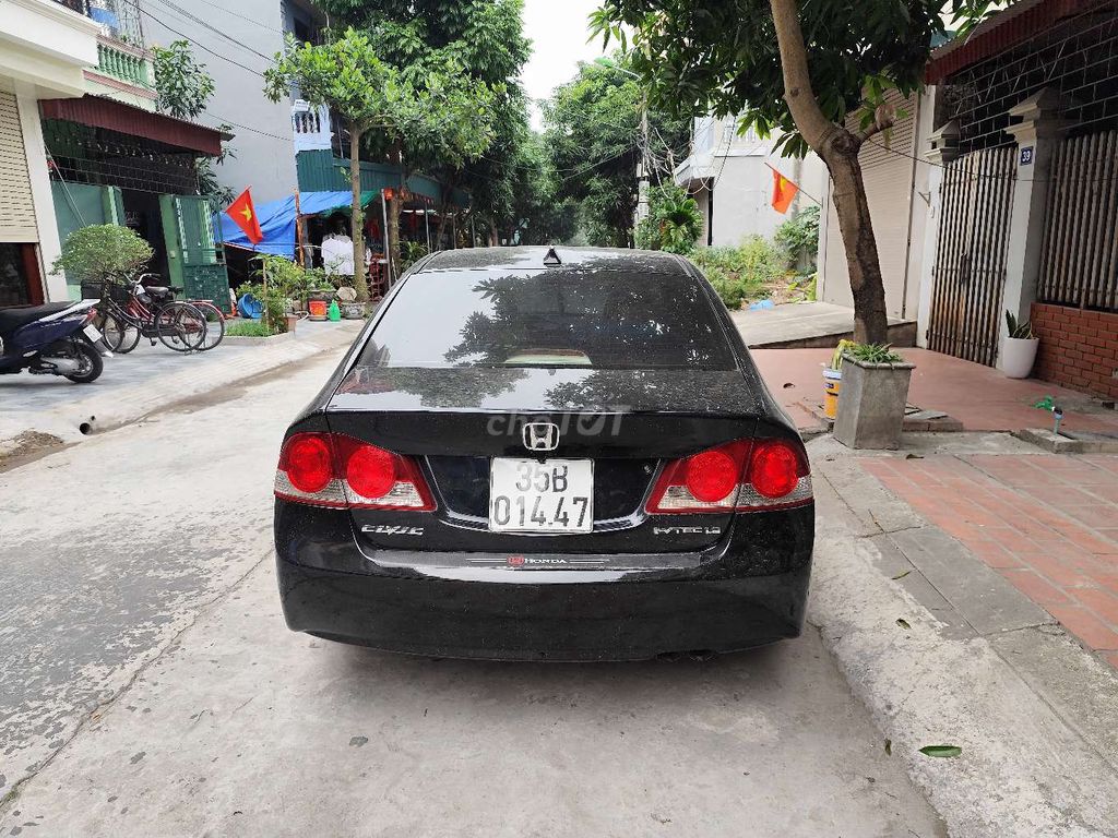 Honda Civic 2009 - ảnh 4