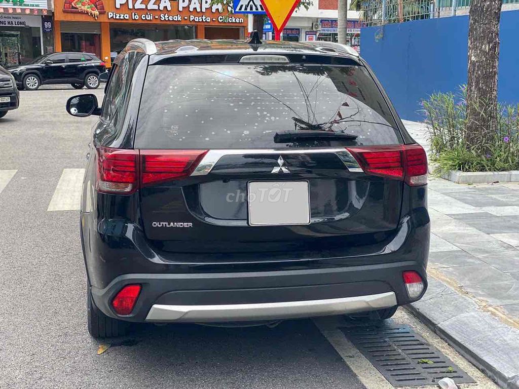Mitsubishi Outlander 2.0 CVT 2019 - ảnh 5