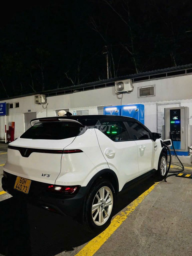 VinFast VF5 Plus - ảnh 2