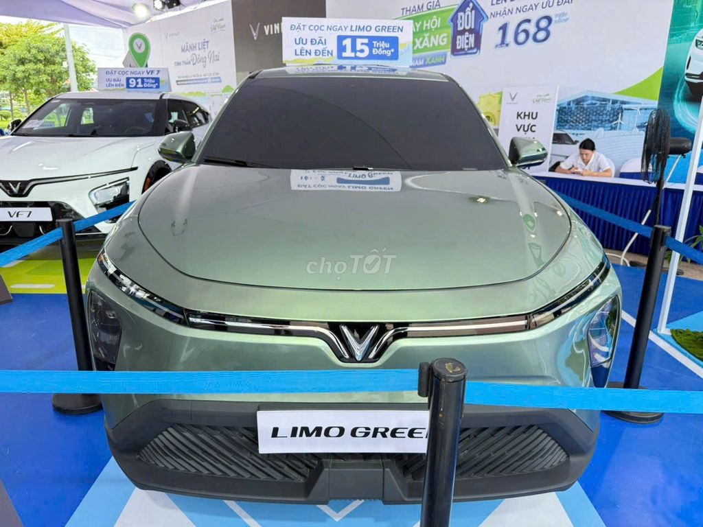 VinFast - ảnh 2