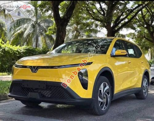 VinFast Limo Green AT 2026 - ảnh 1