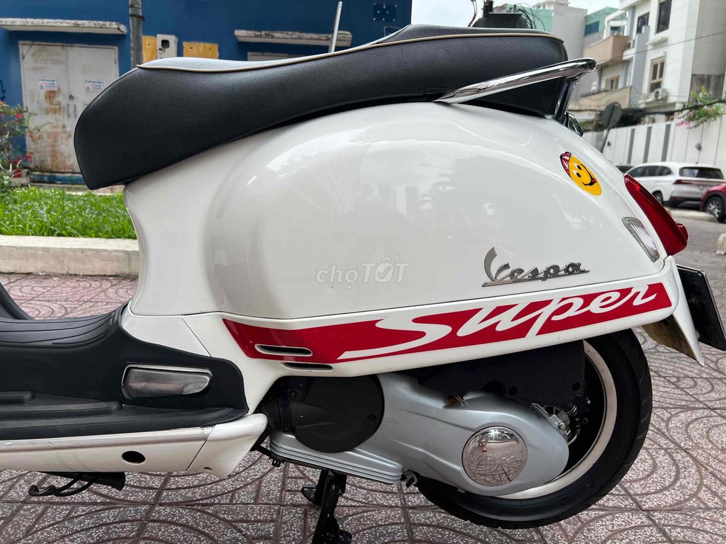 Piaggio Vespa 2013 - ảnh 1