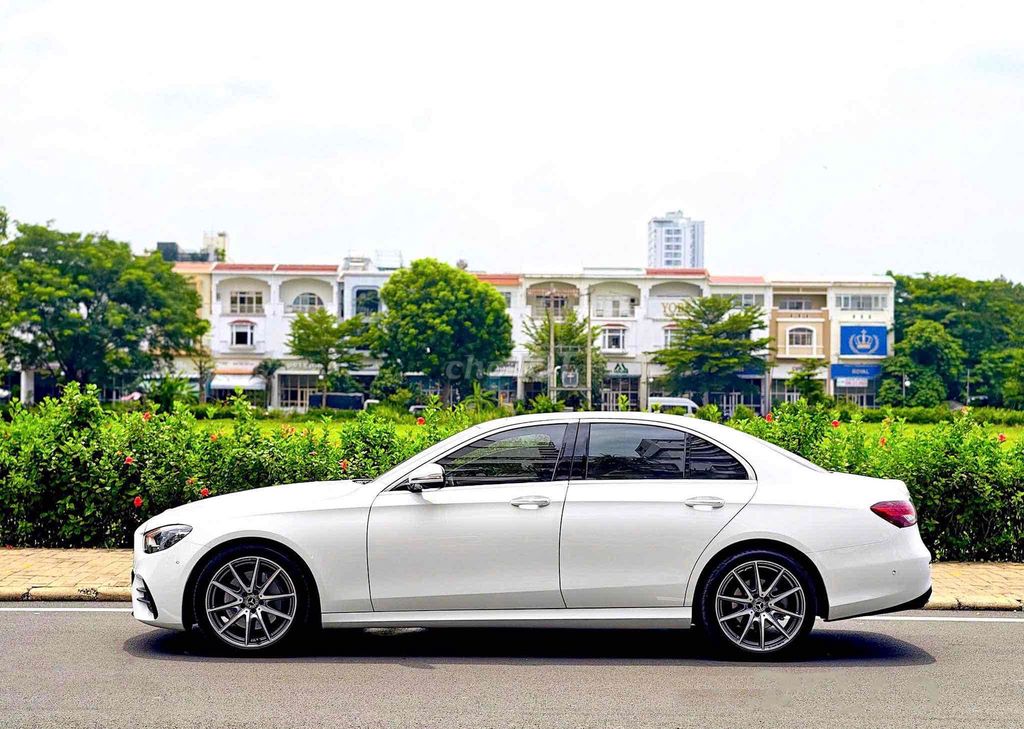 Mercedes-Benz 2022 - ảnh 5