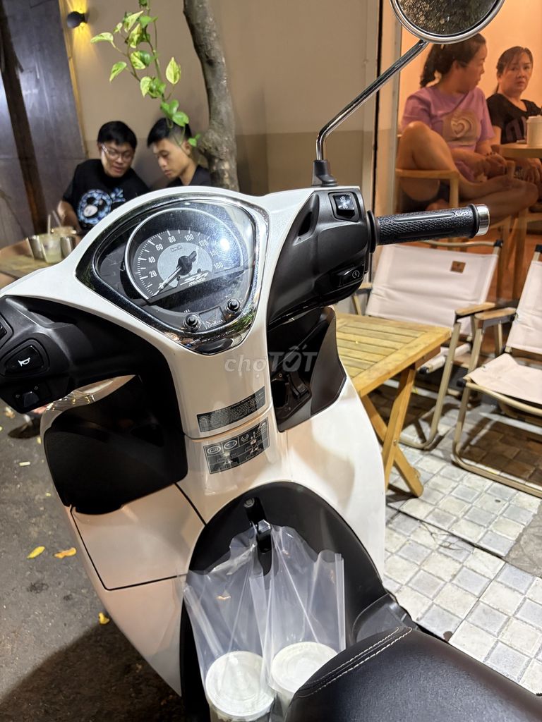 Honda SH Mode 2023 - ảnh 2