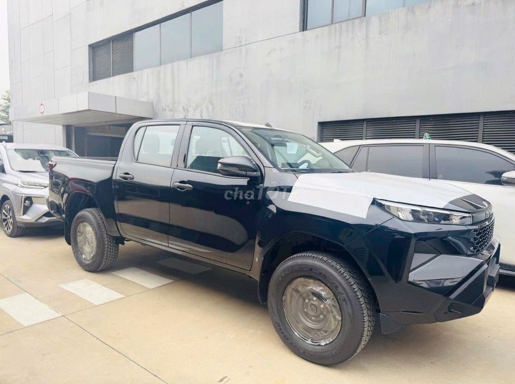 Toyota Hilux 2026 - ảnh 1