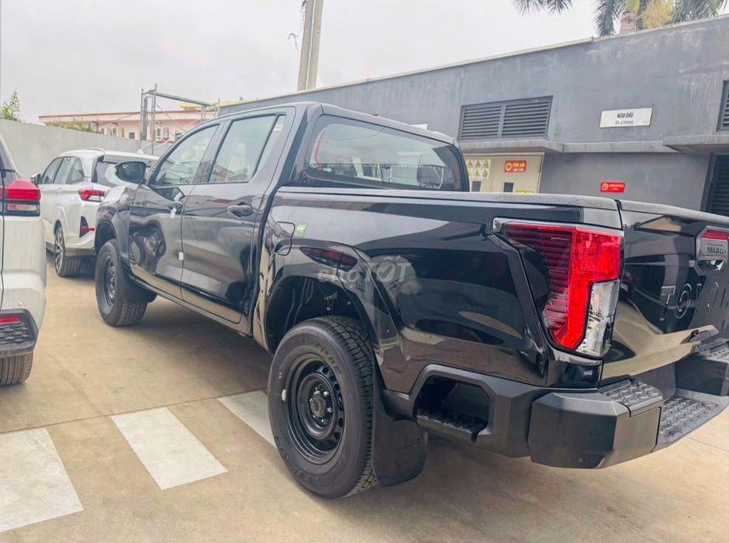 Toyota Hilux 2026 - ảnh 3