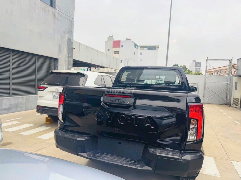 Toyota Hilux 2026 - ảnh 5