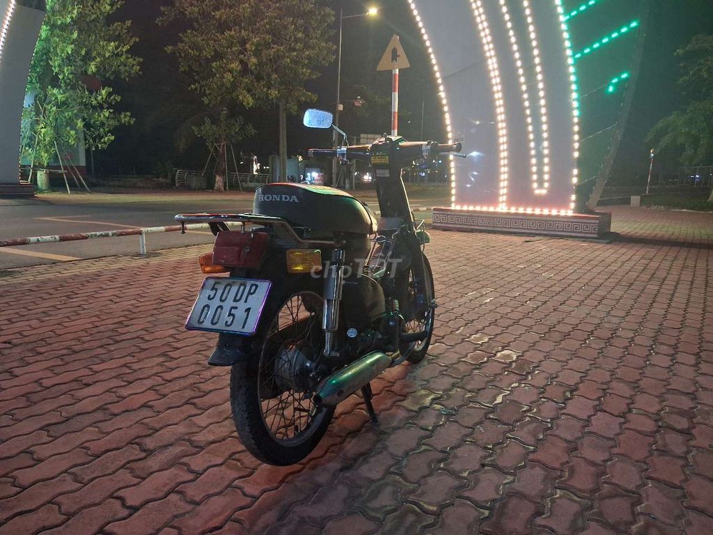 Honda Cub 2011 - ảnh 3