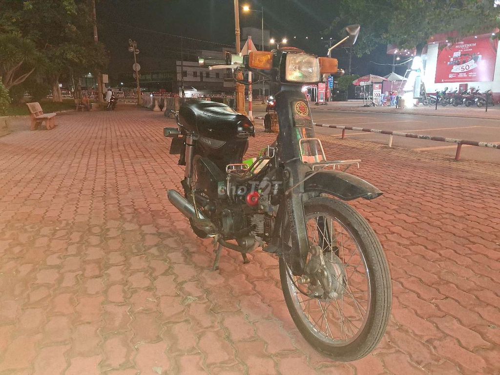 Honda Cub 2011 - ảnh 4