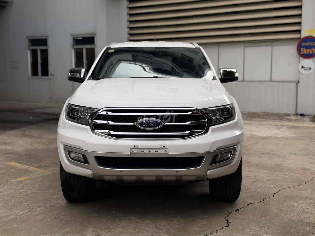 Ford - ảnh 1