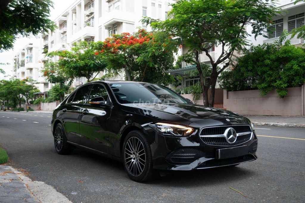 Mercedes-Benz 2023 - ảnh 1