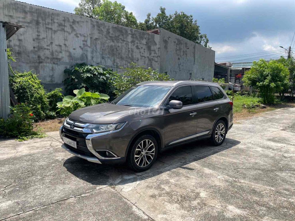 Mitsubishi Outlander 2019 - ảnh 3