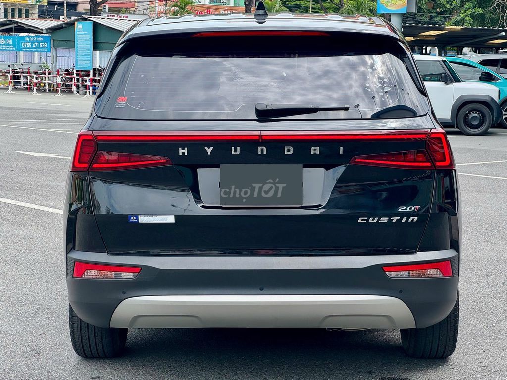 Hyundai Custin 2024 - ảnh 4