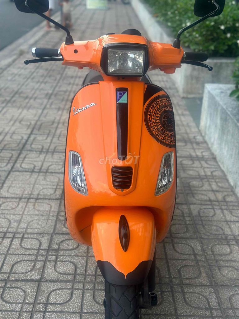 Piaggio Vespa 2013 - ảnh 3