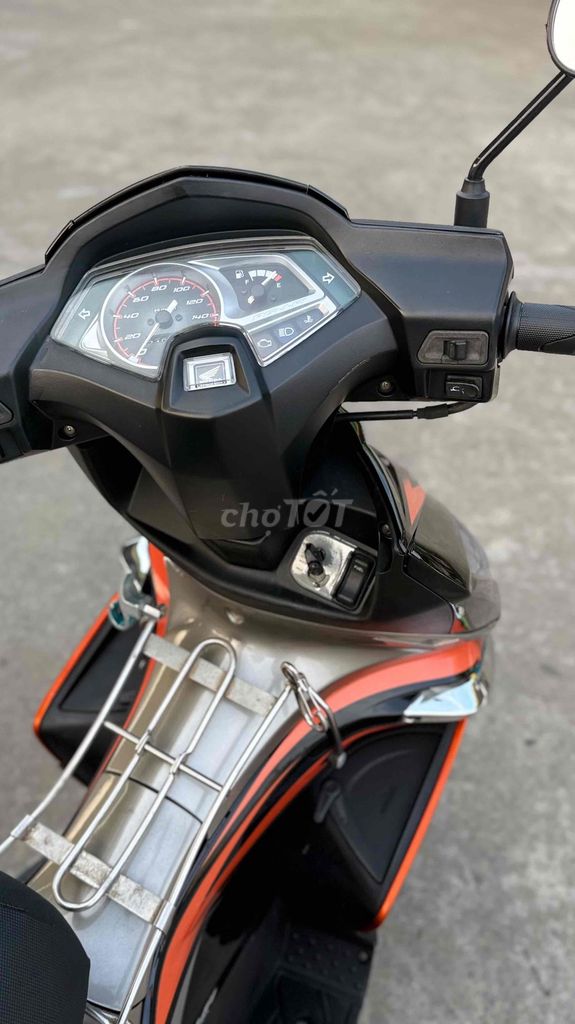 Honda Air Blade 2011 - ảnh 3