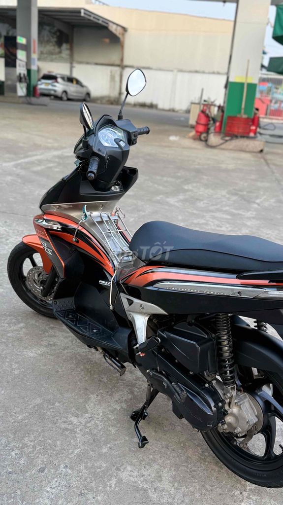 Honda Air Blade 2011 - ảnh 5