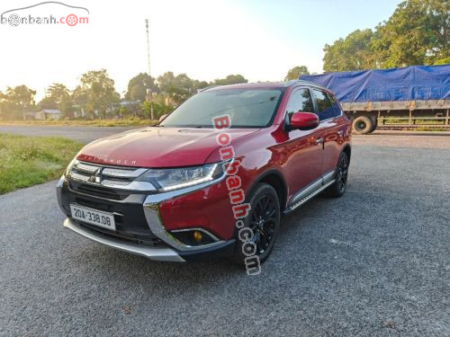 Mitsubishi Outlander 2.0 CVT Premium 2019 - ảnh 2