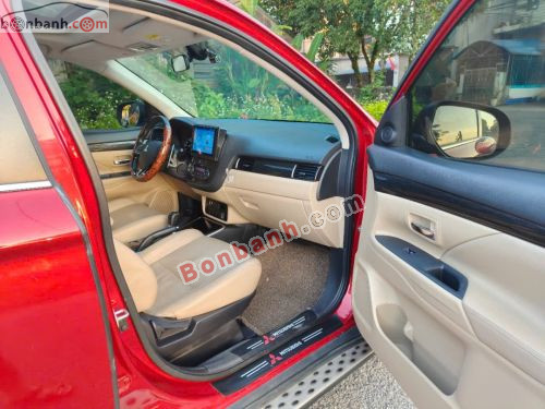 Mitsubishi Outlander 2.0 CVT Premium 2019 - ảnh 5