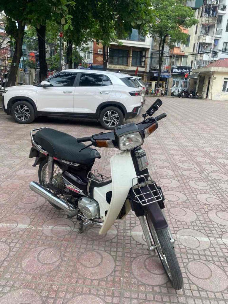 Honda Dream 2000 - ảnh 4