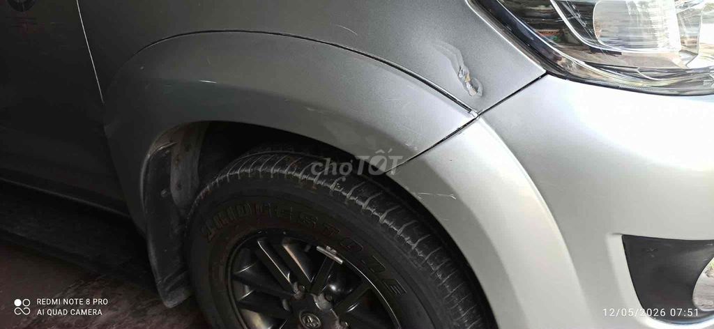 Toyota Fortuner - ảnh 3