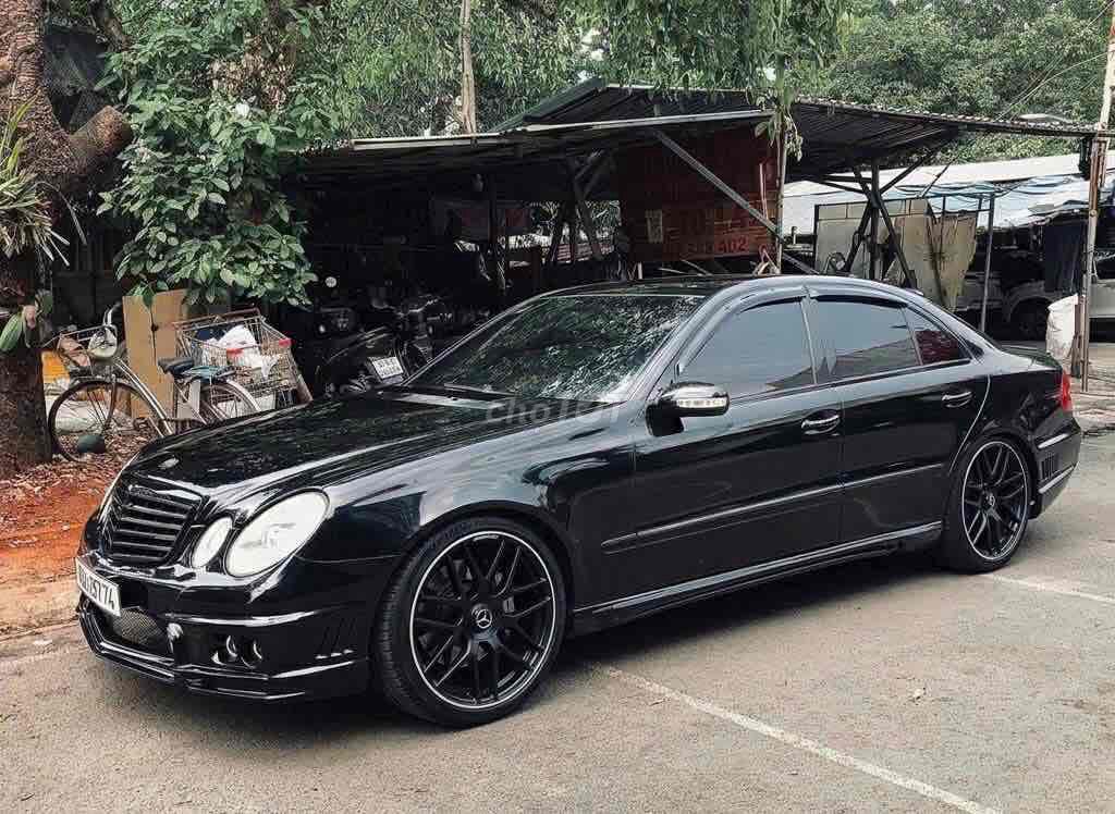 Mercedes-Benz - ảnh 1