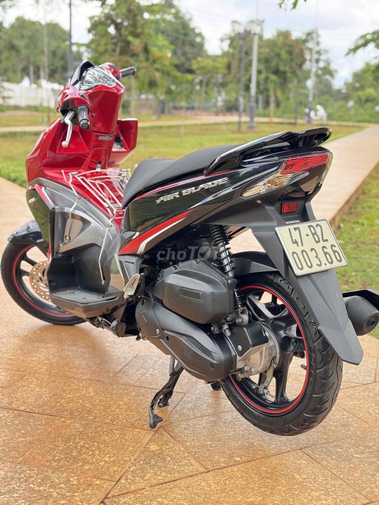 Honda Air Blade 2016 - ảnh 4
