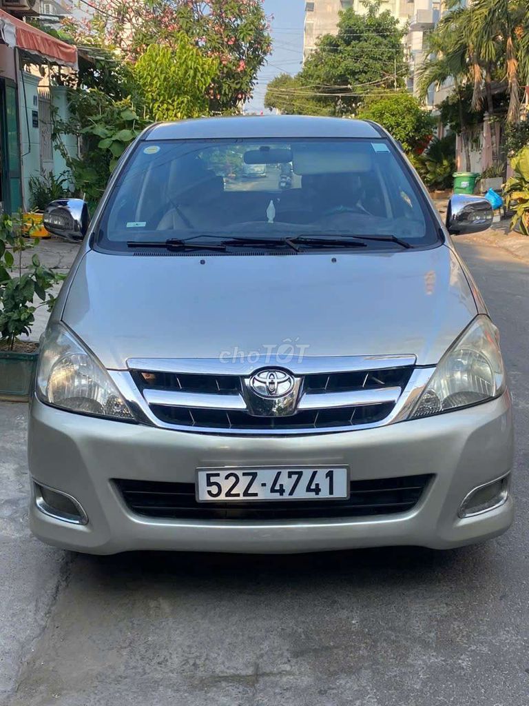 Toyota Innova 2006 - ảnh 1