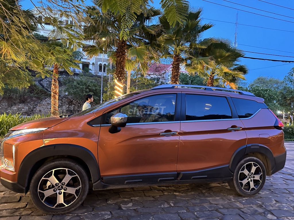 Mitsubishi Xpander Cross 2020 - ảnh 1