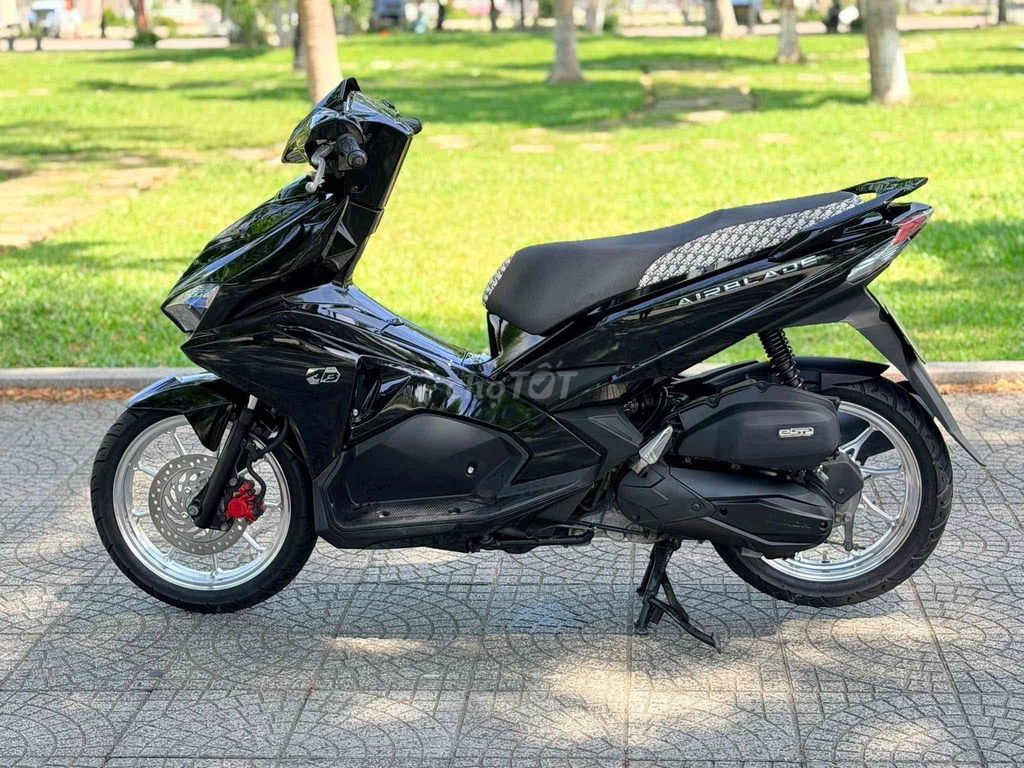 Honda Air Blade 2017 - ảnh 3