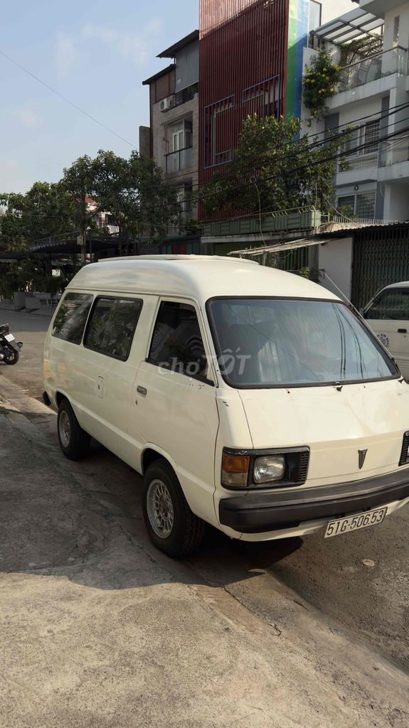 Toyota 1981 - ảnh 1