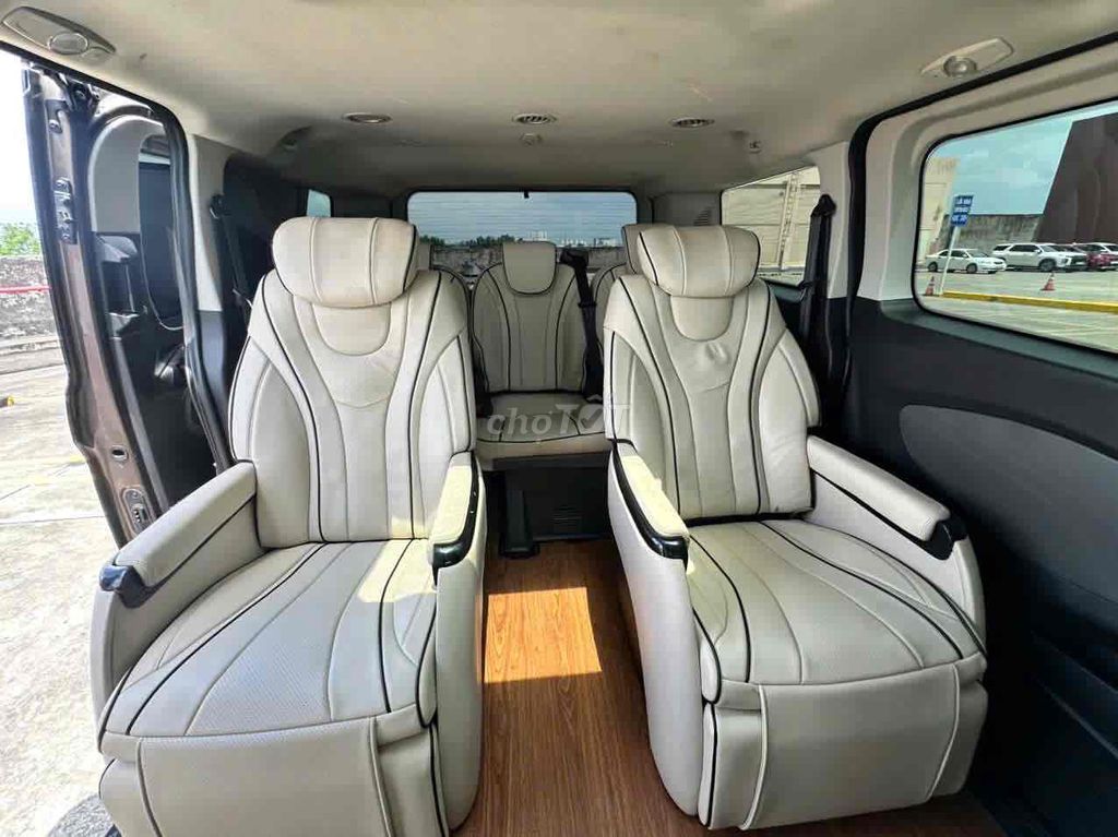 Ford Tourneo 2021 - ảnh 2
