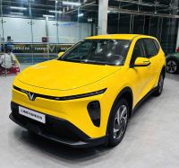 VinFast Limo Green AT 2026 - ảnh 1