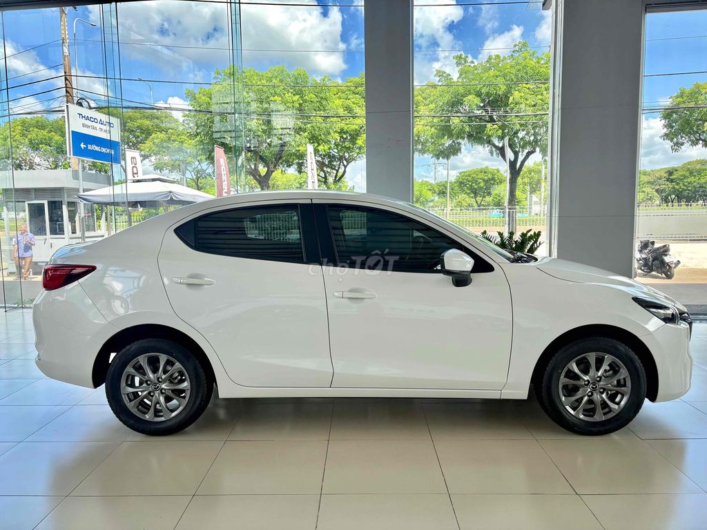 Mazda 2 - ảnh 3