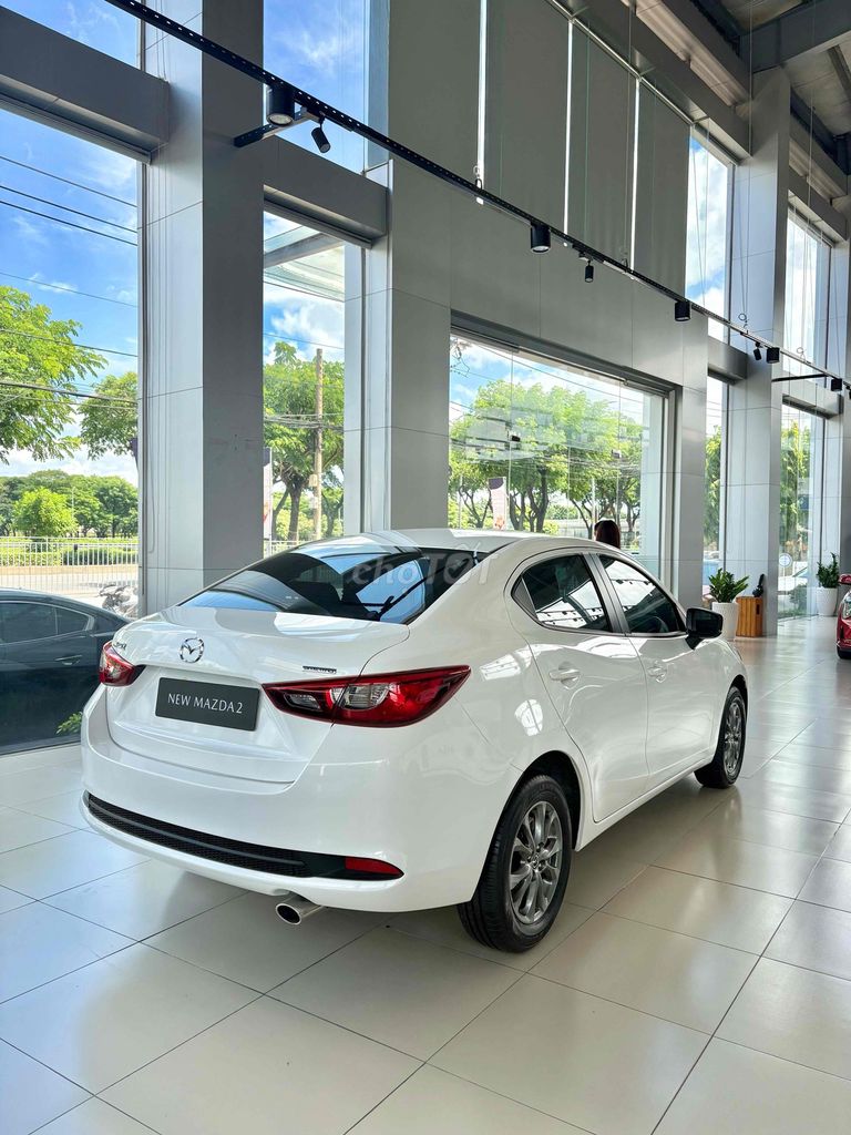 Mazda 2 - ảnh 4