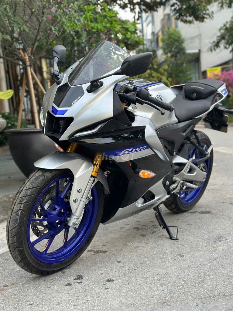 Yamaha R 2025 - ảnh 1