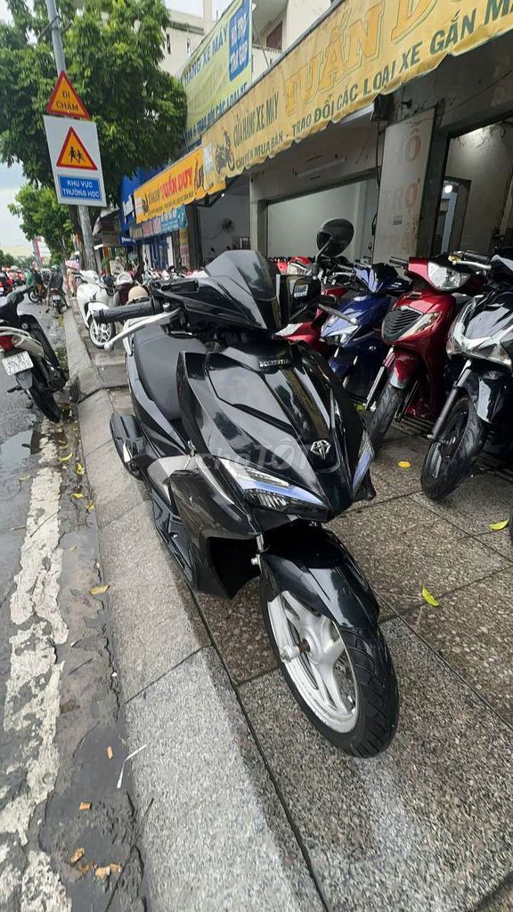 Honda Air Blade 2017 - ảnh 1