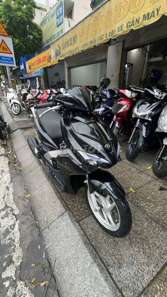 Honda Air Blade 2017 - ảnh 3