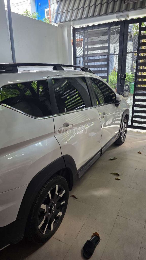 Mitsubishi Xpander Cross - ảnh 1