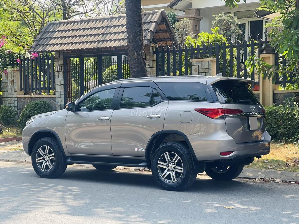 Toyota Innova 2014 - ảnh 4