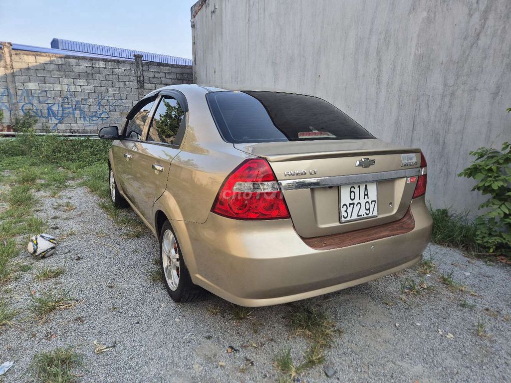 Chevrolet Aveo 2017 - ảnh 5