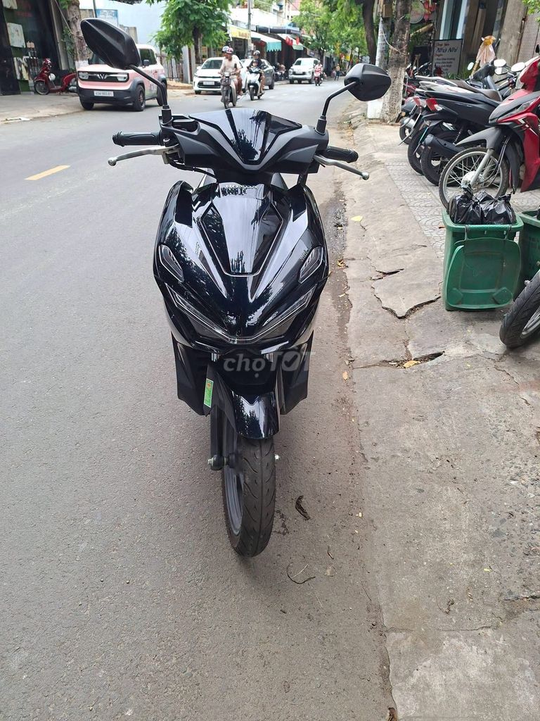 Honda Air Blade 2026 - ảnh 4